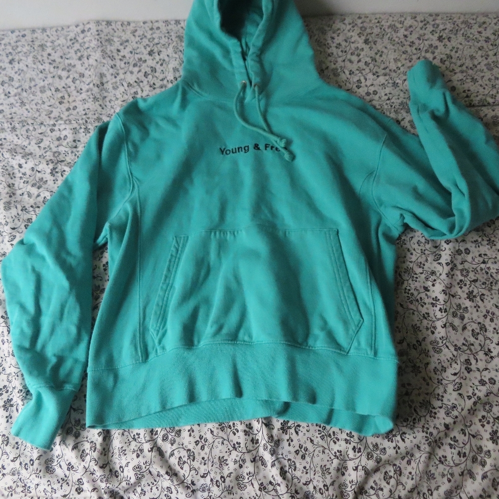 Young & Free Hoodie Men's Small Hillsong Pullover Sweatshirt Turquoise